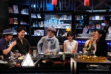 左から奥田民生、福山雅治、リリー・フランキー、山本彩、小室哲哉、蒼井優。 (c)フジテレビ