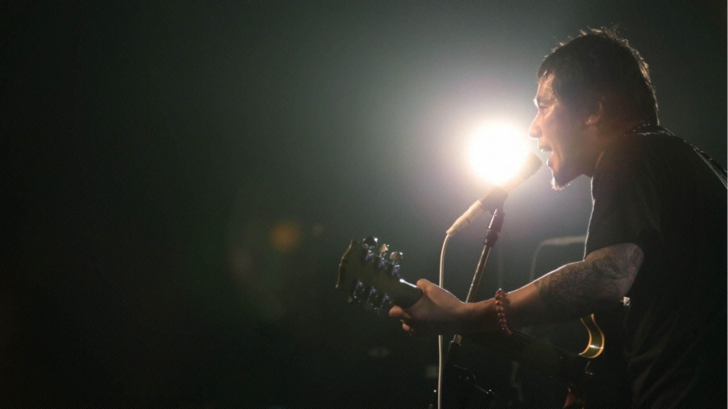 「Crossroad」のワンシーン。(c)テレビ東京