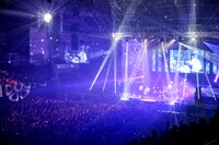 キュウソネコカミ「DMCC -REAL ONEMAN TOUR- EXTRA!!!」3月19日の千葉・幕張イベントホール公演の様子。（Photo by Viola Kam [V'z Twinkle Photography]）