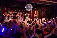 「ップアップガールズ（仮）全国47都道府県ツアー2015-2016 ～RUN! アプガ RUN! ダッシュ 沖縄ファイナル決戦～」の様子。