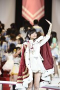 2015年の「選抜総選挙」で1位を獲得した指原莉乃。(c)AKS