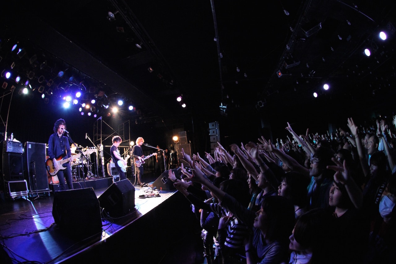 SHANK × cinema staff、熱気充満の同い年ツーマン