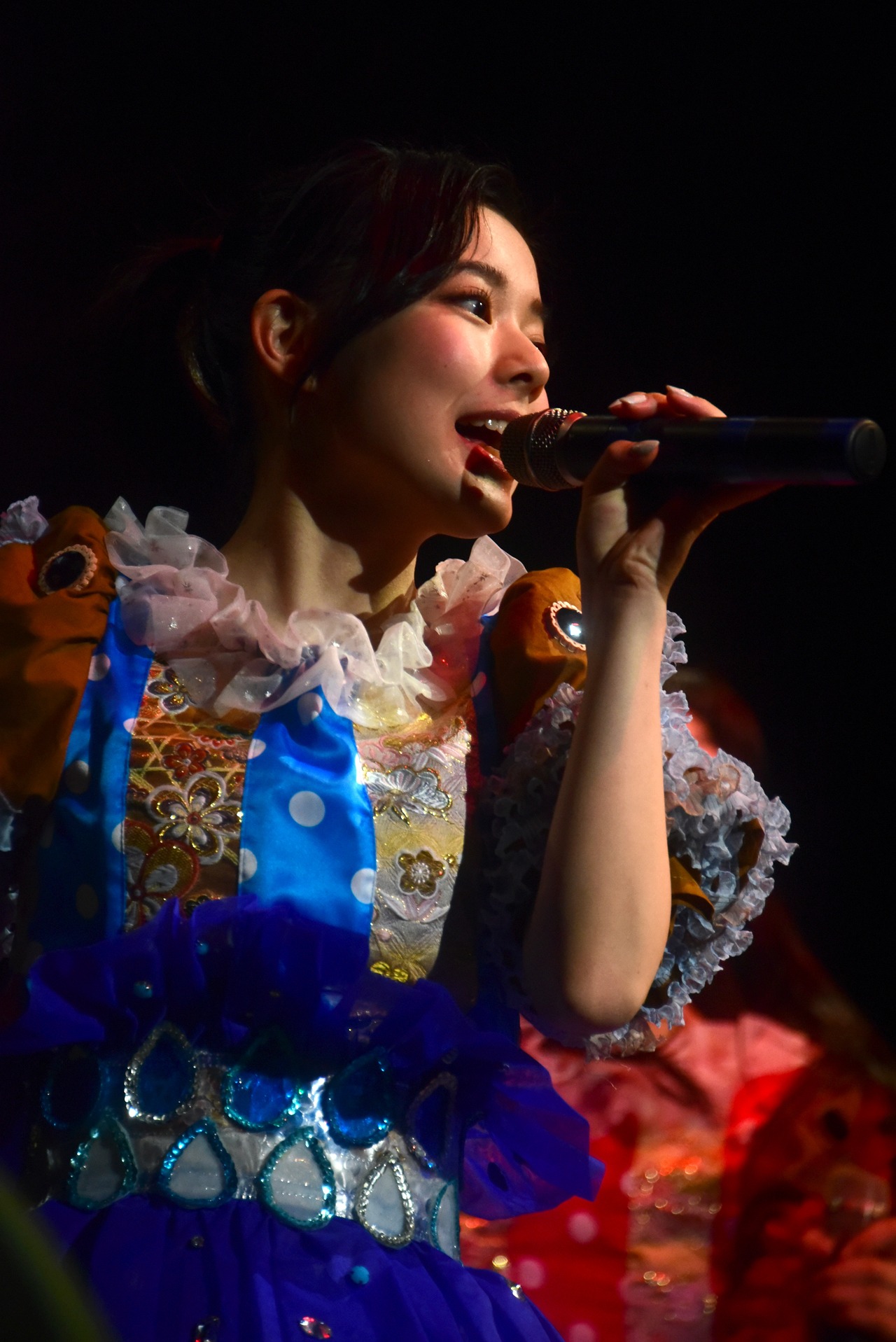 相原まり