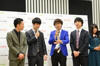 ニューヨークにアドバイスをする三四郎。