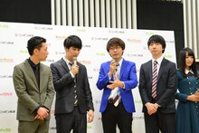 ニューヨークにアドバイスを授ける三四郎。