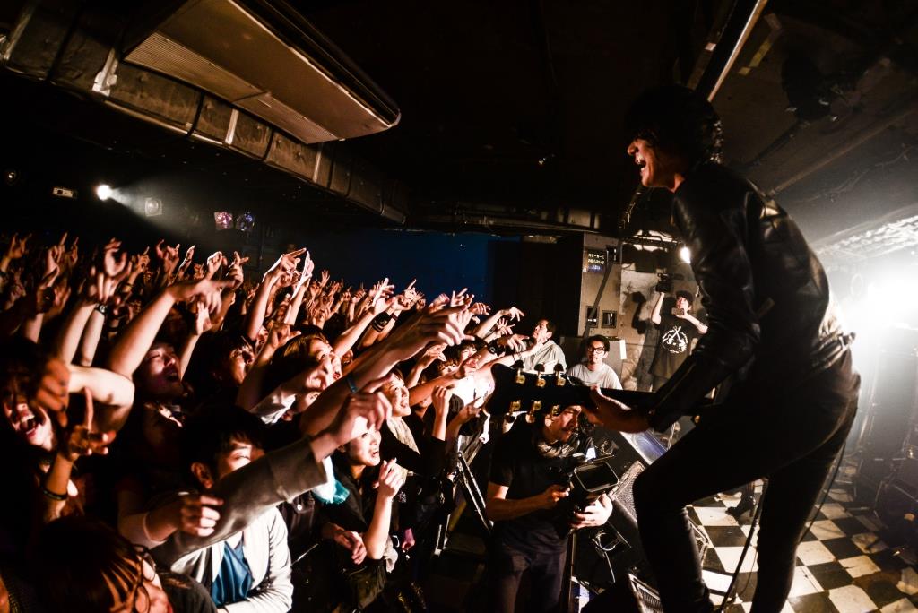 a flood of circleツアー開催記念、SCOOBIE DOと特番生配信