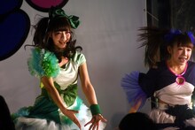 左から望月みゆ、天照大桃子