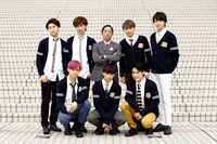 超特急と団長安田（上段中央）。(c)フジテレビ