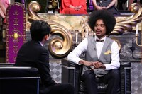 左から有吉弘行、副島淳。 (c)日本テレビ