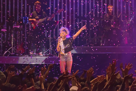 Crystal Kay (撮影:田澤友和)