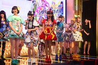 でんぱ組.inc（前列）