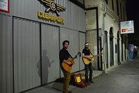 6th Streetでのストリート・パフォーマー。