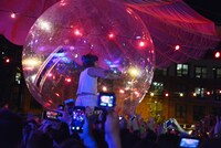 水曜日のカンパネラのライブの様子。