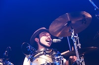 対馬祥太郎（Dr）