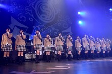 さくら学院「The Road to Graduation 2015 ～放課後アンソロジー レッツ スタンディング～」の様子。