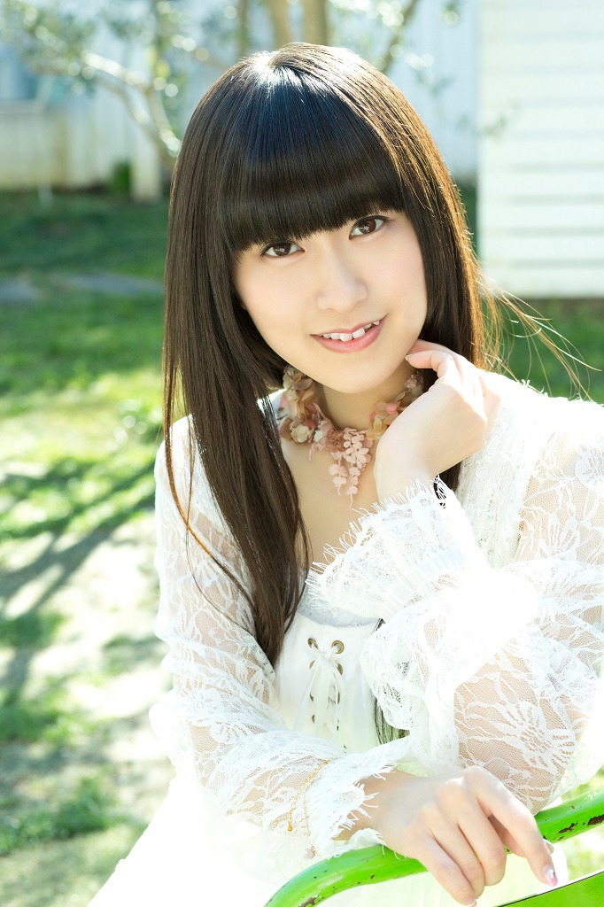 村川梨衣