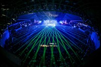 キュウソネコカミ「DMCC REAL ONEMAN TOUR -EXTRA!!!-」千葉・幕張イベントホール公演の様子。（Photo by Viola Kam [V'z Twinkle Photography]）