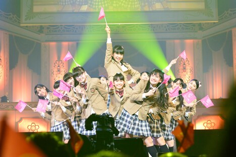 「The Road to Graduation 2015 Final ～さくら学院 2015年度 卒業～」の様子。