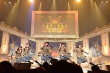 「The Road to Graduation 2015 Final ～さくら学院 2015年度 卒業～」の様子。