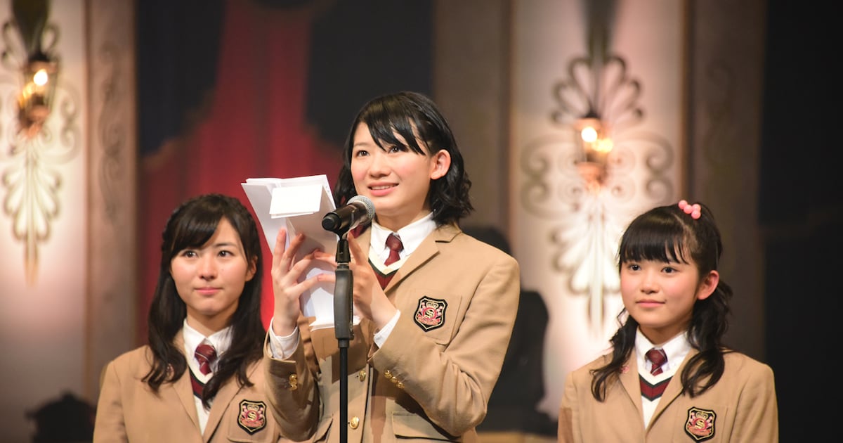 さくら学院、笑顔の花咲いた2015年度卒業式 - 音楽ナタリー