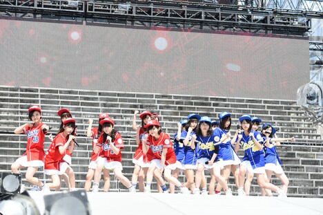 3月27日に実施された「第1回AKB48グループ 東西対抗歌合戦」の様子。(c)AKS