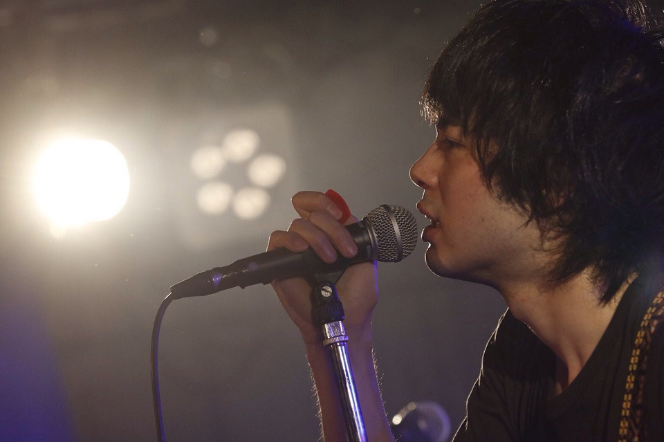 渡辺大知（撮影：平野タカシ）