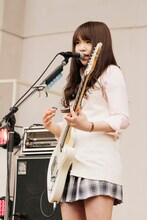 Ryoko（Vo, G）（撮影：入日伸介）