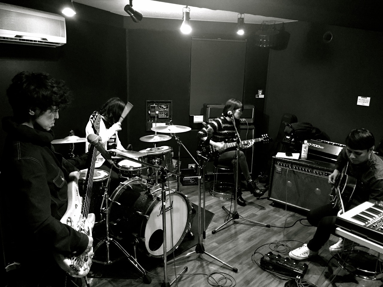 AMPS