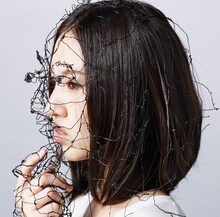 阿部真央「Don't let me down」Loppi・HMV限定ジャケット