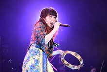 牧野由依「Yui Makino 30 Selection」の様子。