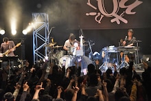 牧野由依「Yui Makino 30 Selection」の様子。