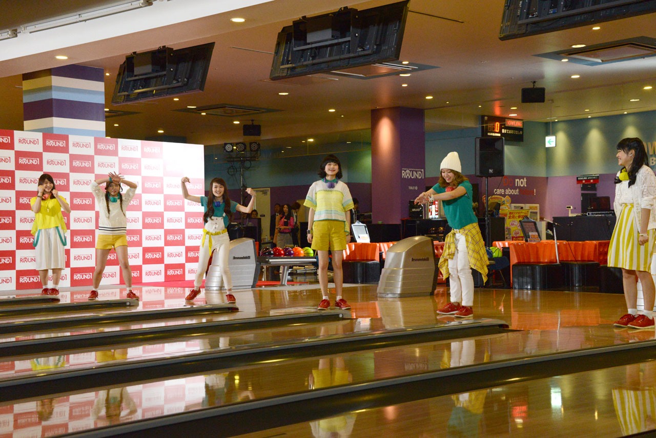 それぞれに気合いを入れるLittle Glee Monster。
