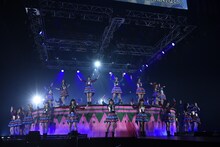 「HKT48 春のライブツアー ～サシコ・ド・ソレイユ2016～」ファイナル公演の様子。(c)AKS