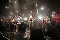 LUCKY TAPES「『The SHOW』Tour Final×『MOON』Release Party」UNIT公演の様子。（Photo by Shoko Ishizaki）