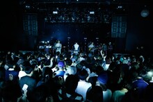 LUCKY TAPES「『The SHOW』Tour Final×『MOON』Release Party」UNIT公演の様子。（Photo by Shoko Ishizaki）