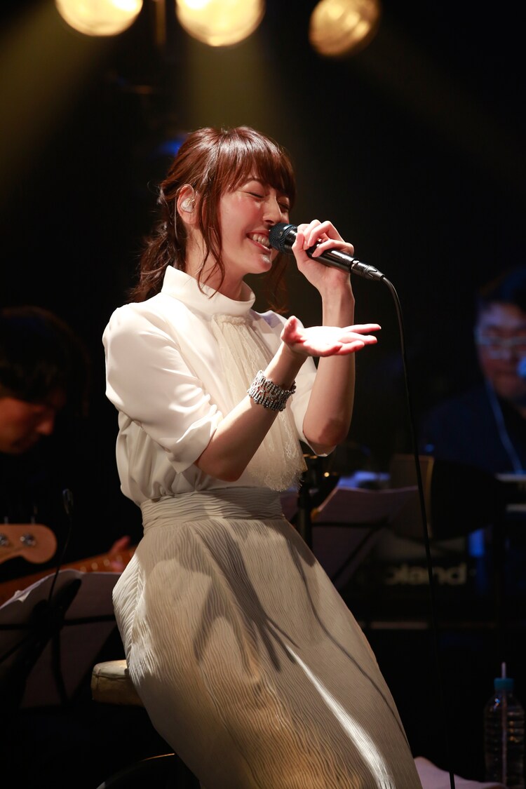 花澤香菜 透明な女の子 発売記念ベントの様子 撮影 樂滿直城 画像ギャラリー 8 12 音楽ナタリー 花澤香菜 透明な女の子 発売記念ベントの様子 撮影 樂滿直城 画像ギャラリー 8 12 音楽ナタリー