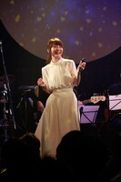 花澤香菜「透明な女の子」発売記念ベントの様子。（撮影：樂滿直城）