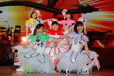 ももいろクローバーZ(Photo by HAJIME KAMIIISAKA+Z）