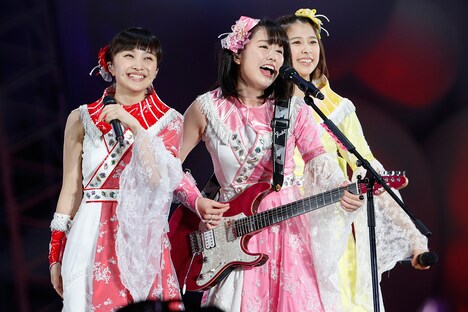 百田夏菜子、佐々木彩夏、玉井詩織。(Photo by HAJIME KAMIIISAKA+Z）