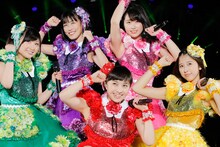 ももいろクローバーZ（Photo by HAJIME KAMIIISAKA+Z）