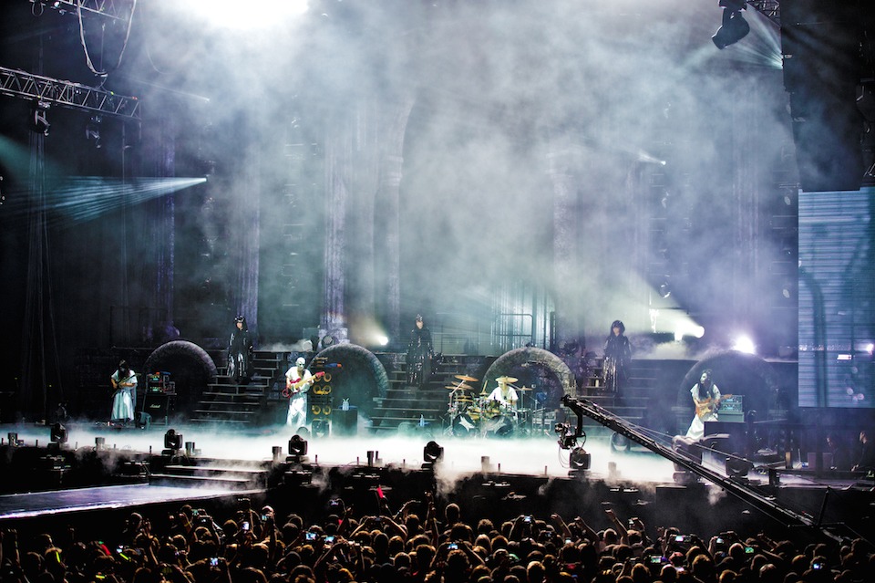 「BABYMETAL WORLD TOUR 2016」The SSE Arena, Wembley公演の様子。（写真提供：Amuse Inc. ）
