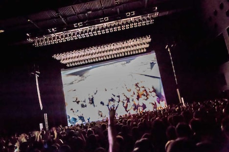 「BABYMETAL WORLD TOUR 2016」The SSE Arena, Wembley公演ライブビューイング会場の様子。（Photo by  MIYAAKI Shingo）