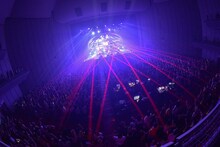 flumpool「flumpool 7th tour 2016『WHAT ABOUT EGGS?』」福岡・福岡サンパレスホテル＆ホール公演の様子。（撮影：古渓一道）