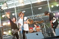 BLUE ENCOUNT（撮影：ヤオタケシ）