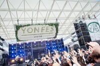 THREE LIGHTS DOWN KINGS（撮影：ヤオタケシ）