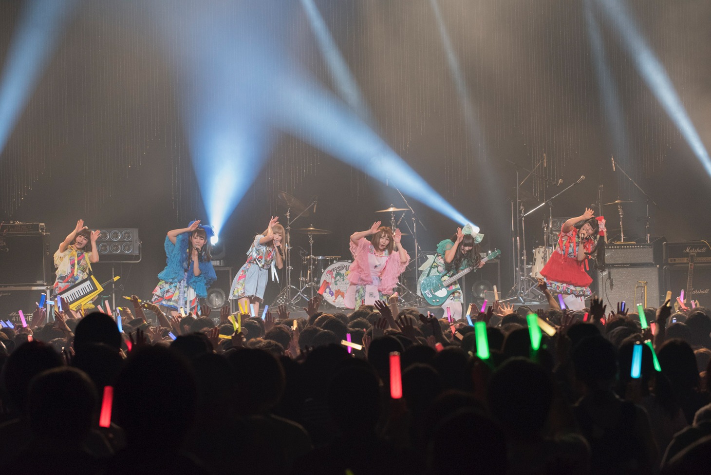 バンドじゃないもん！（Photo  by Ryota Mori）