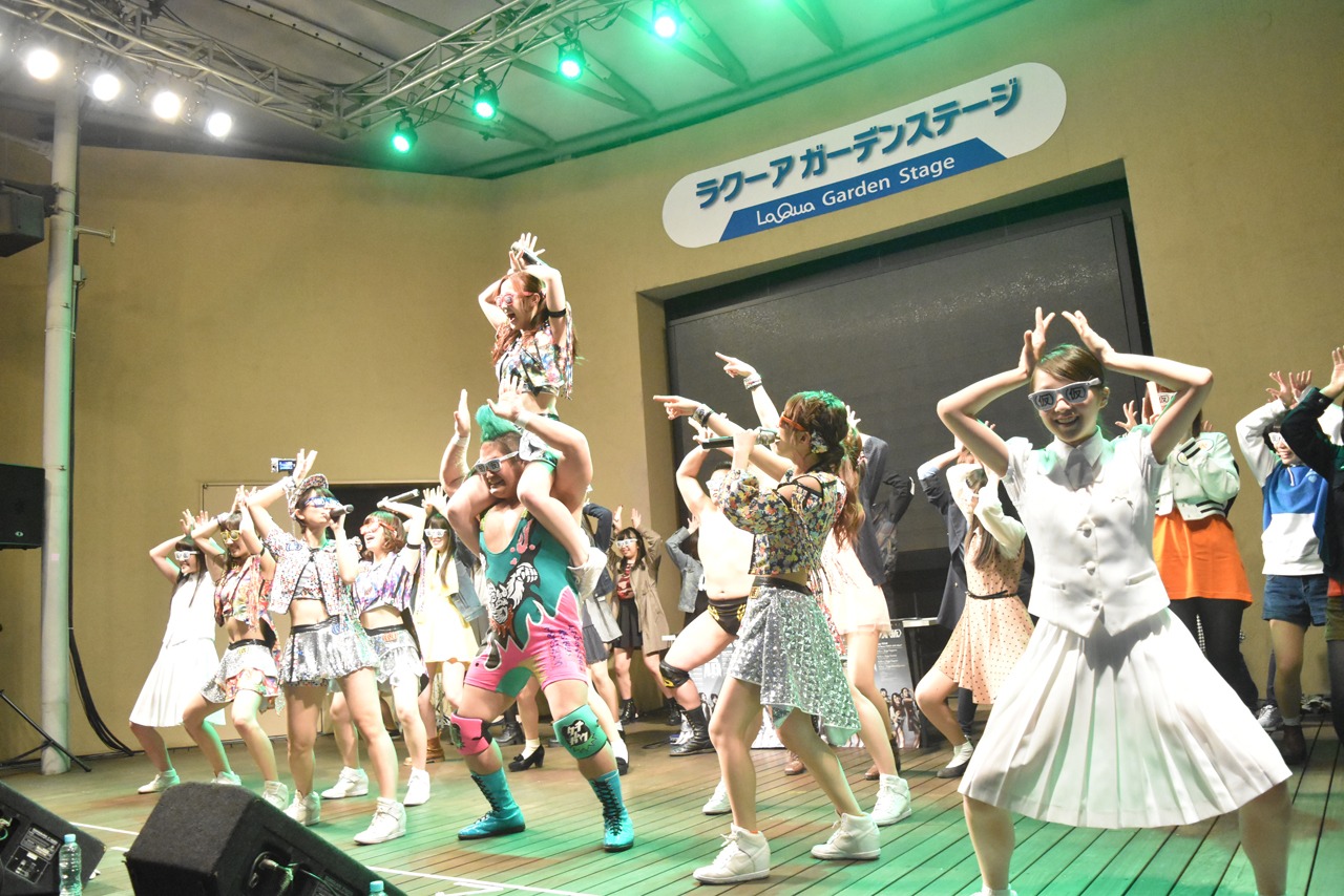 「人類パーリーピーポー化計画キックオフ～アプガパリピナイト開催発表会～」の様子。
