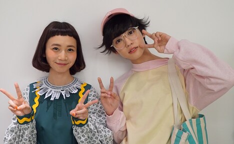 三戸なつめ、ゆうたろう。(写真提供:Sony Music Associated Records)