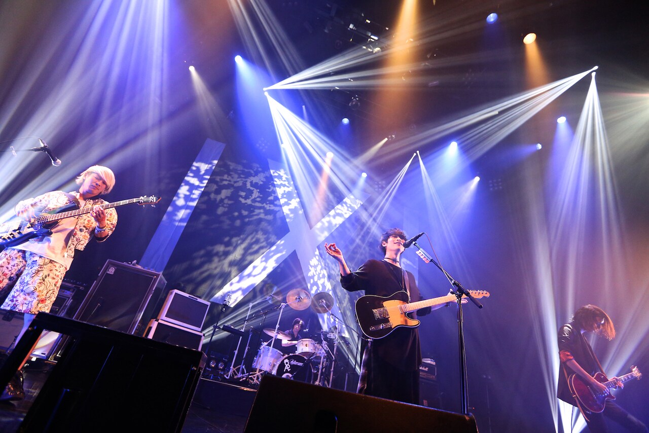 THE ORAL CIGARETTES（Photo by Viola Kam［V'z Twinkle Photography］）