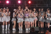 「アイドルお宝くじパーティーライヴ 桜満開!“俺たちのNO.1”決定戦!! ~ガチでマジな投票バトル!!~」の様子。(写真提供:テレビ朝日)